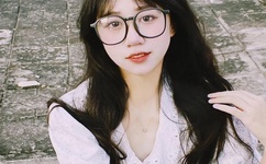 王冰冰是97年还是90年